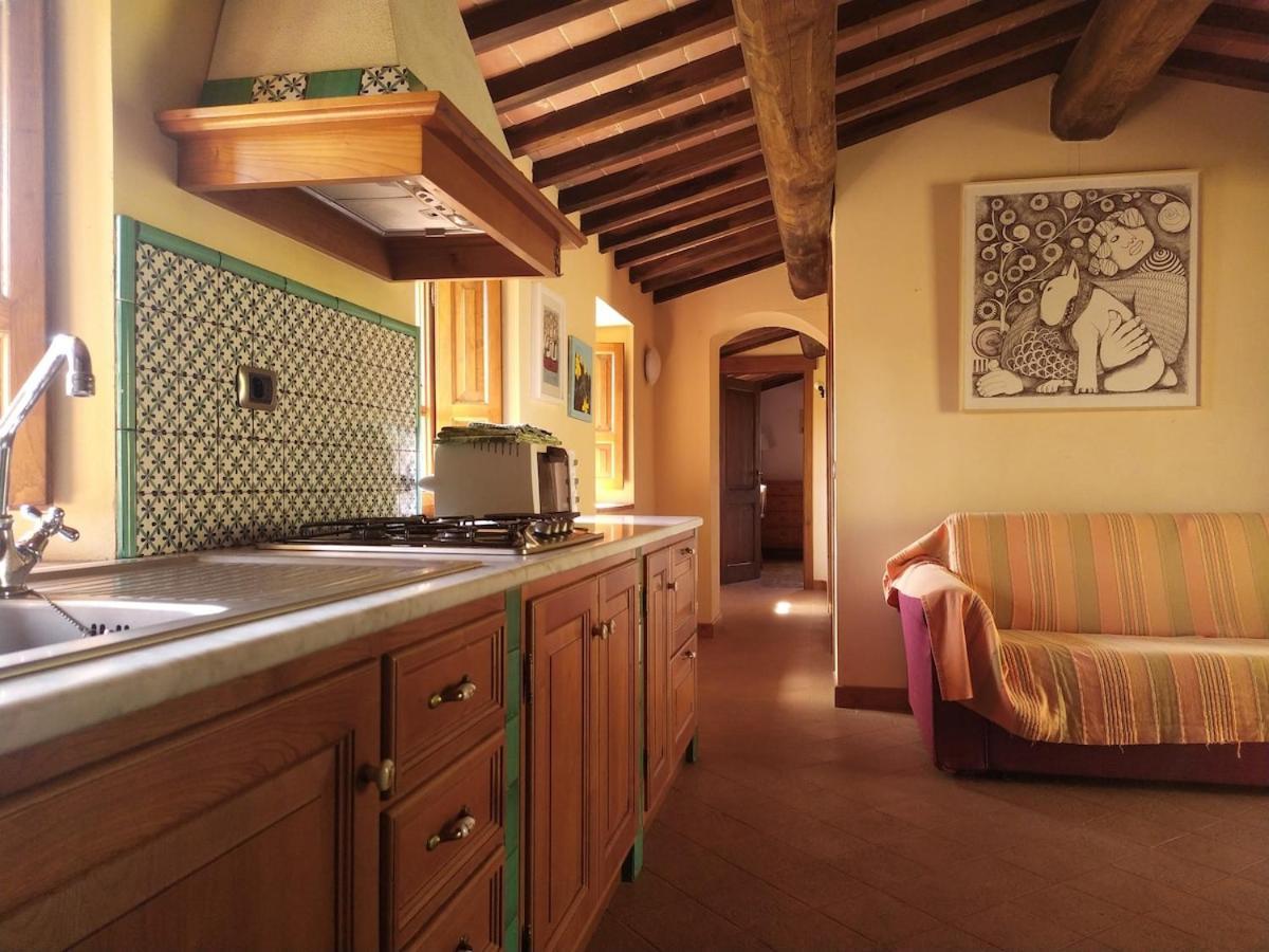 Borgo Del Sole Agriturismo Poggio  Exterior photo